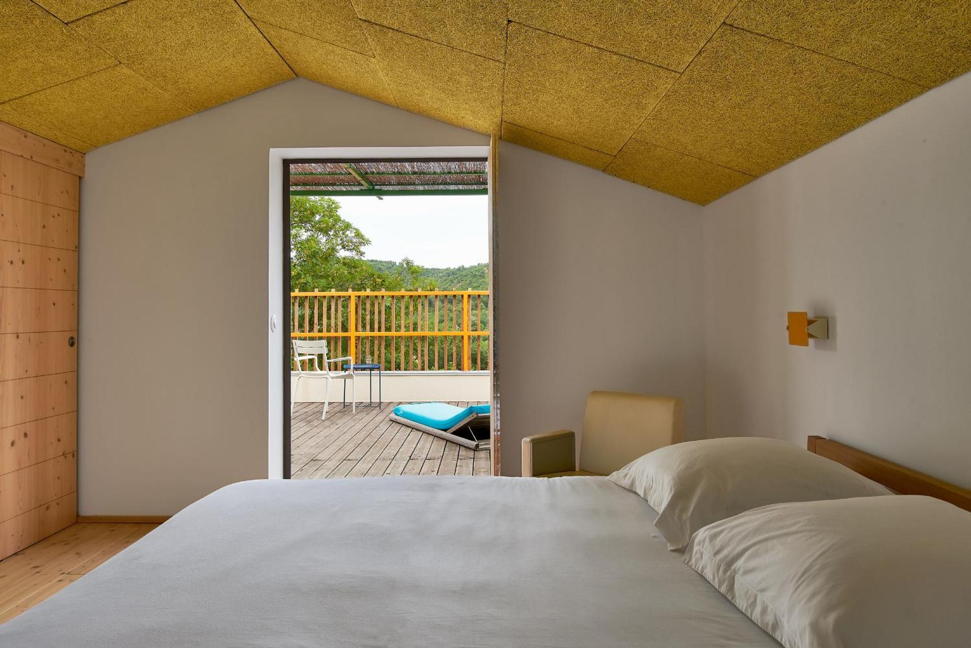Bed and Breakfast Domaine La Ferme Hi Bride Villelaure Экстерьер фото
