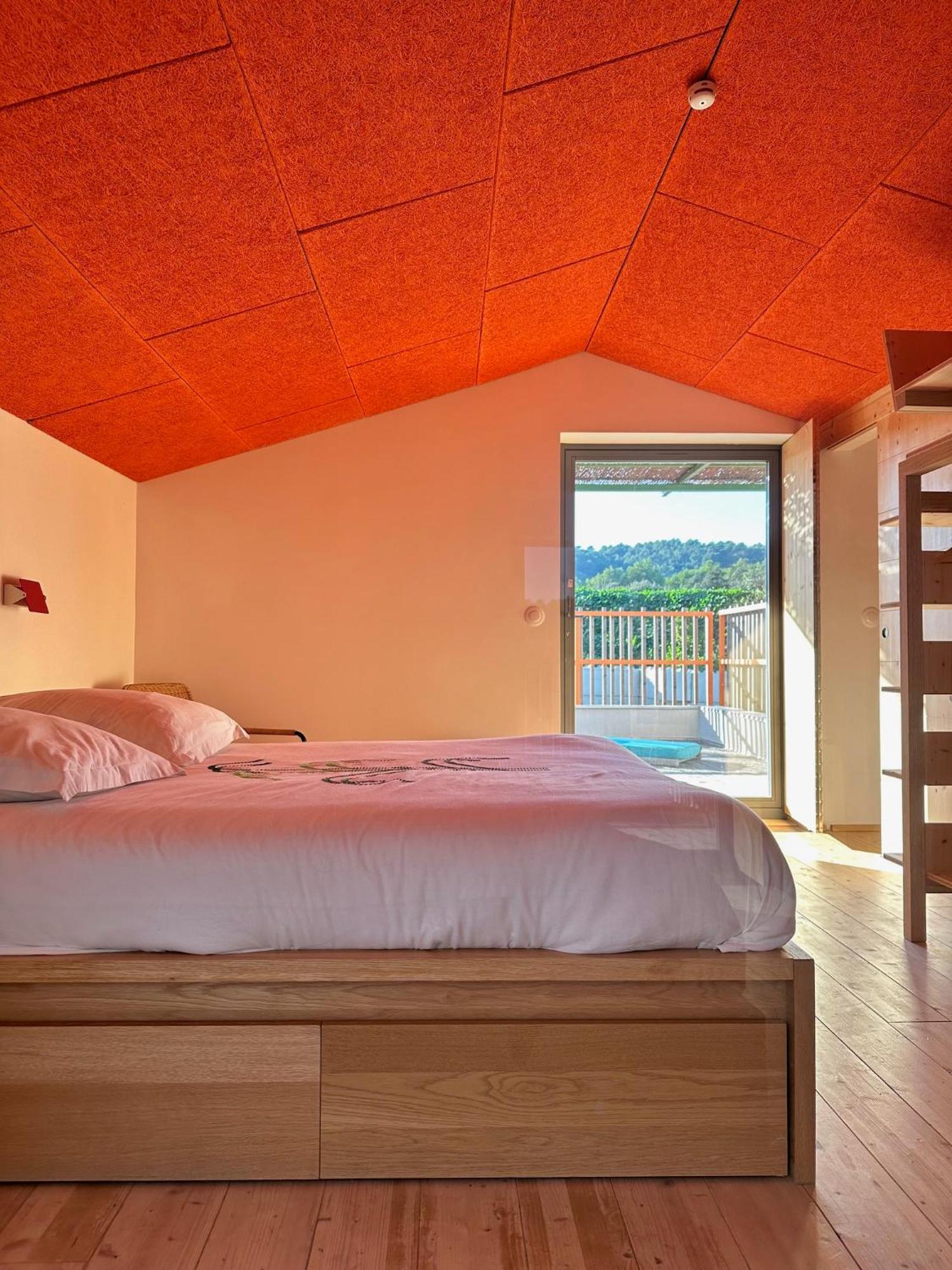 Bed and Breakfast Domaine La Ferme Hi Bride Villelaure Экстерьер фото